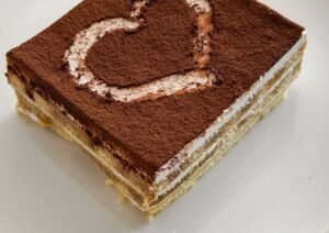 Lava Cake Strain Guide: Sweet, Creamy Indica Bliss for Dessert-Loving Cannabis Fans