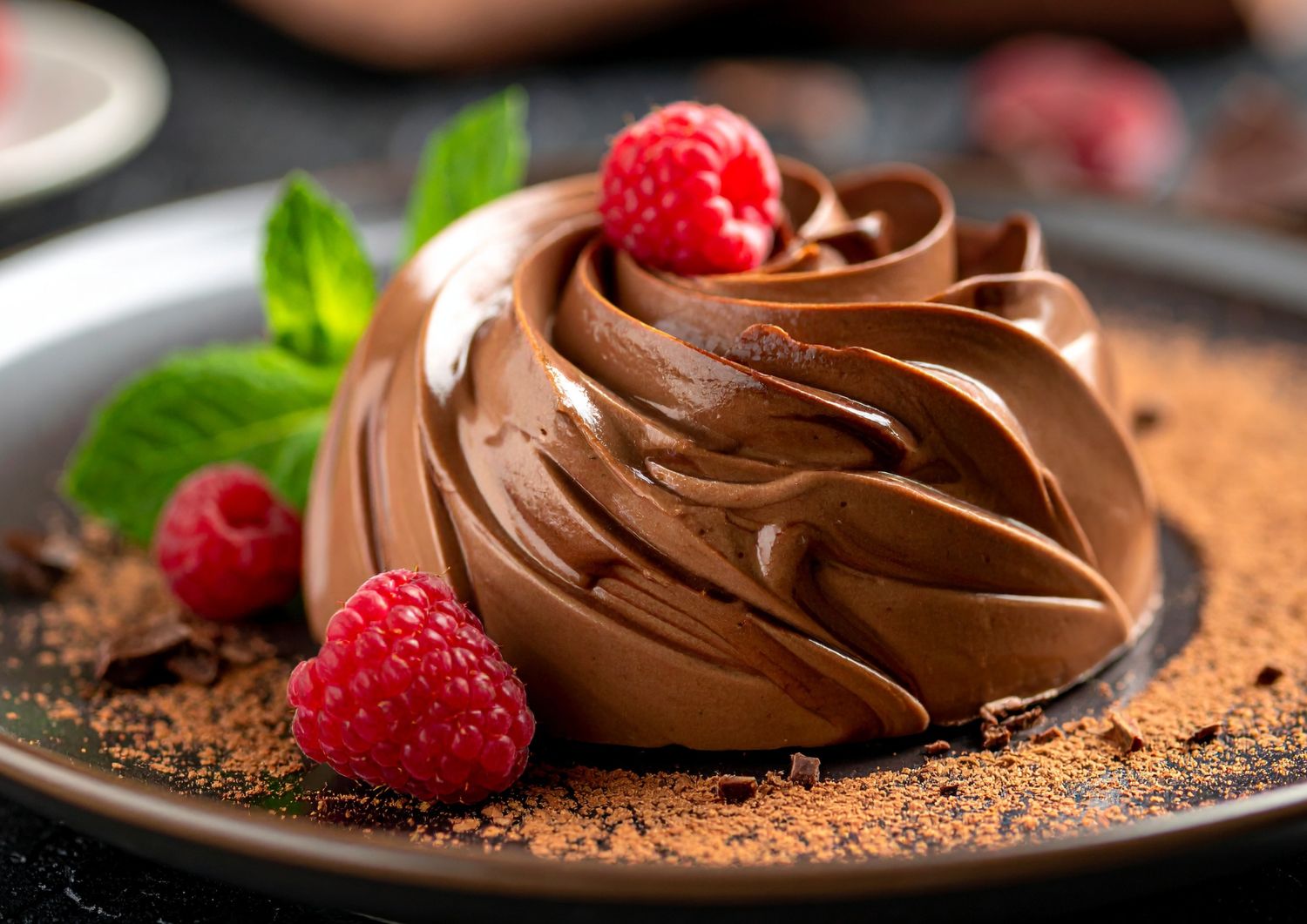 Pairing Lava Cake with Evening Activities for Maximum Bliss